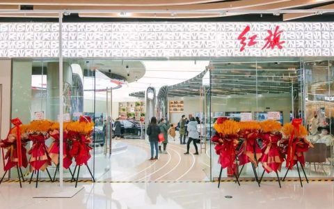 商业大佬们的后半生，是退居幕后，还是重整旗鼓