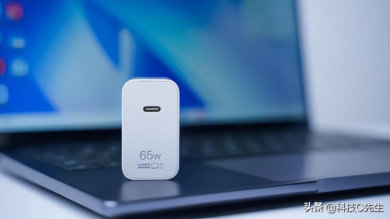 华为MateBook 14 2022款怎么样（14寸精品必选）